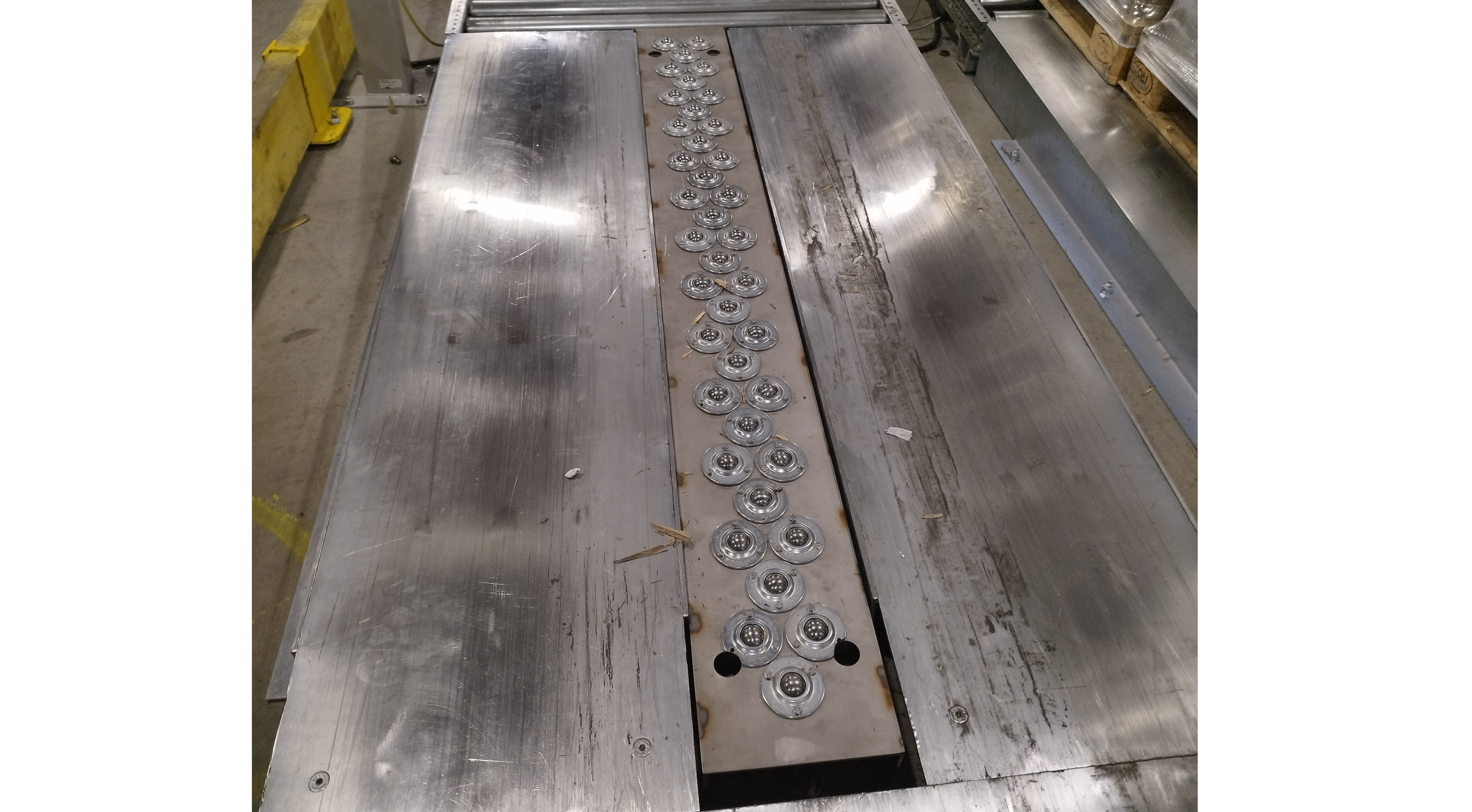 Réalisation d'une rampe fin de convoyeur gravitaire - Vue 2